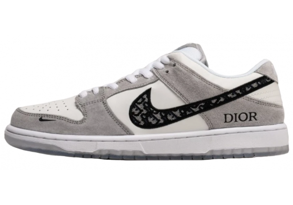 Nike Dunk Dior