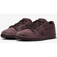 Nike Sb Dunk City Of Love Burgundy