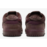 Nike Sb Dunk City Of Love Burgundy