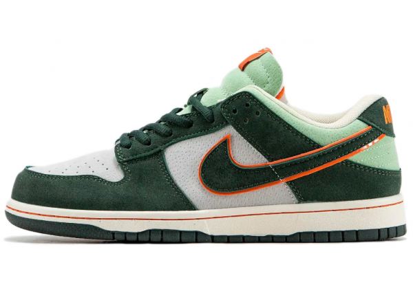 Nike x Otomo Katsuhiro SB Dunk Low Steamboy OST Green