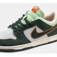 Nike x Otomo Katsuhiro SB Dunk Low Steamboy OST Green