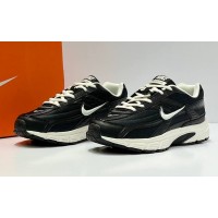 Nike Initiator Black White