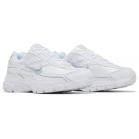 Nike Initiator Triple White