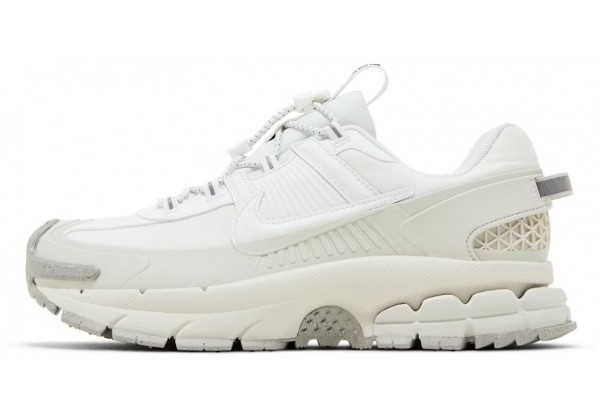 Nike Zoom Vomero 5 Roam White