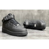 Nike Air Force 1 Mid All Black с мехом