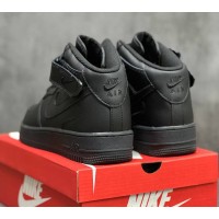 Nike Air Force 1 Mid All Black с мехом