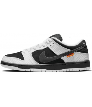 Nike Sb Dunk Low Tightbooth