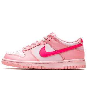 Nike SB Dunk Low Triple Pink