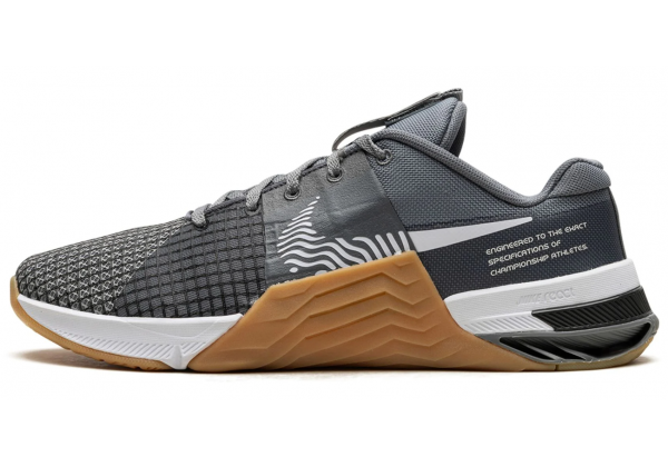 Nike Metcon 8 Smoke Grey Gum