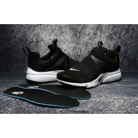 Nike Air Presto Extreme Black 01 and White