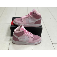 Кроссовки Nike Air Jordan 1 Pink зимние