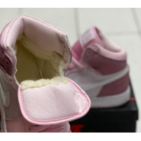 Nike Air Jordan 1 Retro Low Digital Pink с мехом