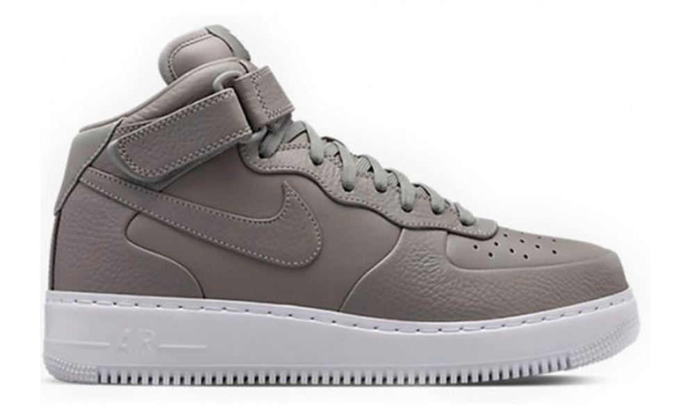 Air force 1 mid white wolf grey. Nike Air Force 1 болотные. Кроссовки Nike Air Force 1. Nike Air Force 1 серые.