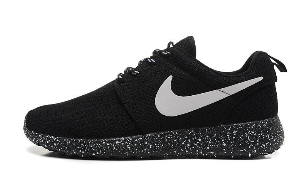 Nike Roshe Run Black мужские. Nike Roshe Run черные. Nike Roshe Run белые. Nike кроссовки Rosherun fb.