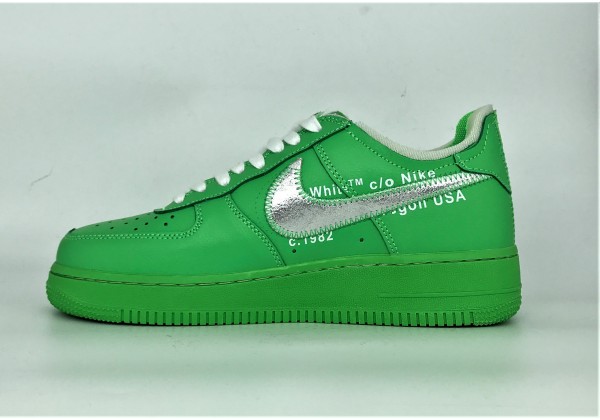 Зеленые кроссовки Найк