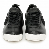  Кроссовки Nike Cortez с белой подошвой черные