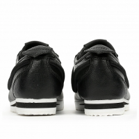  Кроссовки Nike Cortez с белой подошвой черные