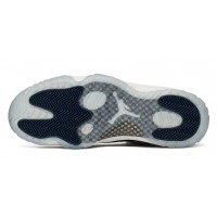 Кроссовки Jordan 11 Retro Low LE Snakeskin белые