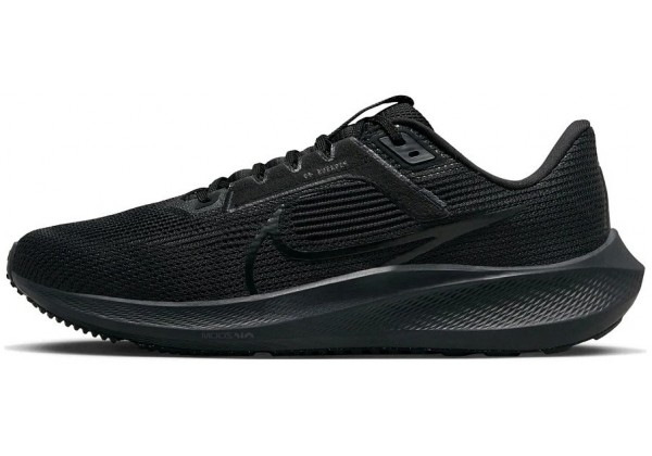 Кроссовки Nike Zoom черные с белой подошвой