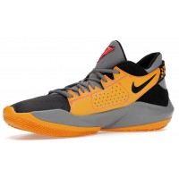 Баскетбольные кроссовки Nike Zoom Freak 2 серые