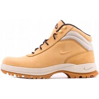 Кроссовки Nike Air Mandara коричневые