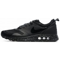 Кроссовки Nike Air Max Tavas с точками черные