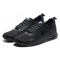 Кроссовки Nike Air Max Tavas с точками черные