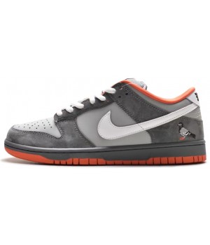 Nike SB Dunk Low Pro NYC Pigeon
