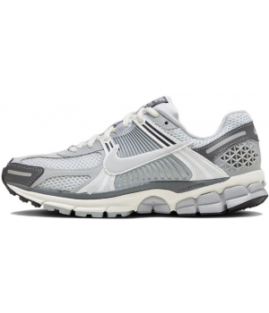 Nike Zoom Vomero 5 Grey