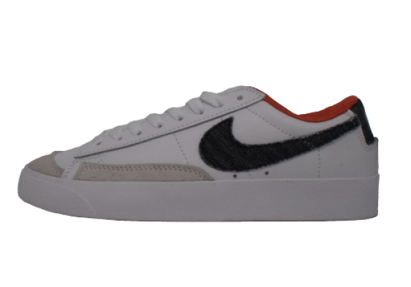 Кроссовки Nike SB белые с черным лого