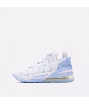 Баскетбольные кроссовки Nike Lebron XVIII белые