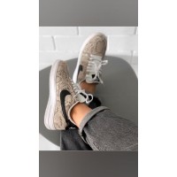 Кроссовки женские Nike Air Force 1 React коричневые
